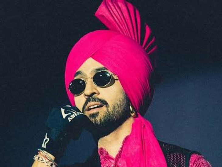 Diljit Dosanjh cried in the middle of the concert and said- | कॉन्सर्ट रोक कर दिलजीत दोसांझ बोले-: होटल वाले गेम कर गए, बालकनी से फ्री में शो देख रहे लोग, बिना टिकट के सही है