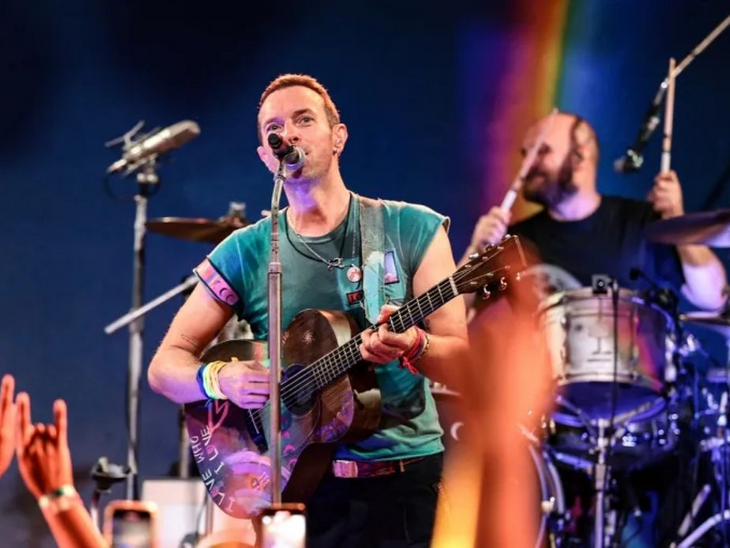 coldplay 2nd ahmedabad show sells out within minutes too | चंद मिनटों में बिक गईं कोल्डप्ले कॉन्सर्ट की टिकटें: यूजर्स ने सोशल मीडिया पर जताई नाराजगी, जनवरी 2025 में होगा अहमदाबाद में शो