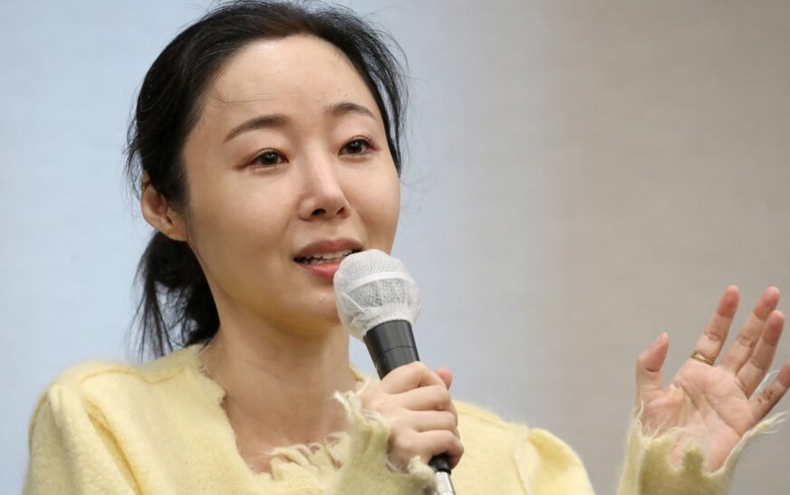 Min Hee-jin resigns as ADOR internal director, quits HYBE after levelling more accusations: Its moral decay reached peak