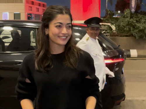 Rashmika Mandanna and Vijay Deverakonda to celebrate New Year together | रश्मिका मंदाना और विजय देवरकोंडा साथ में मनाएंगे नया साल?: एयरपोर्ट पर स्पॉट हुए स्टार्स; फैंस बोले- शादी कर लो, यही हम चाहते हैं