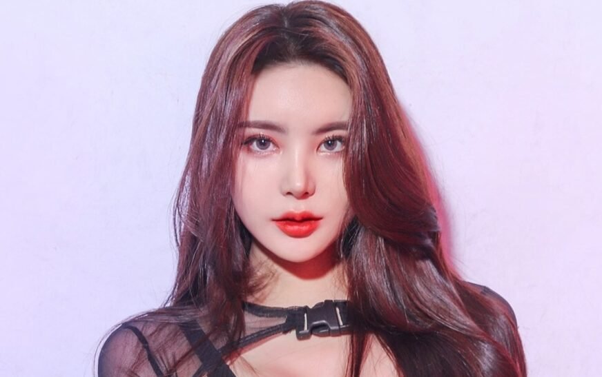 Former K-pop idol sentenced to 8 years in drunk-driving death of delivery worker