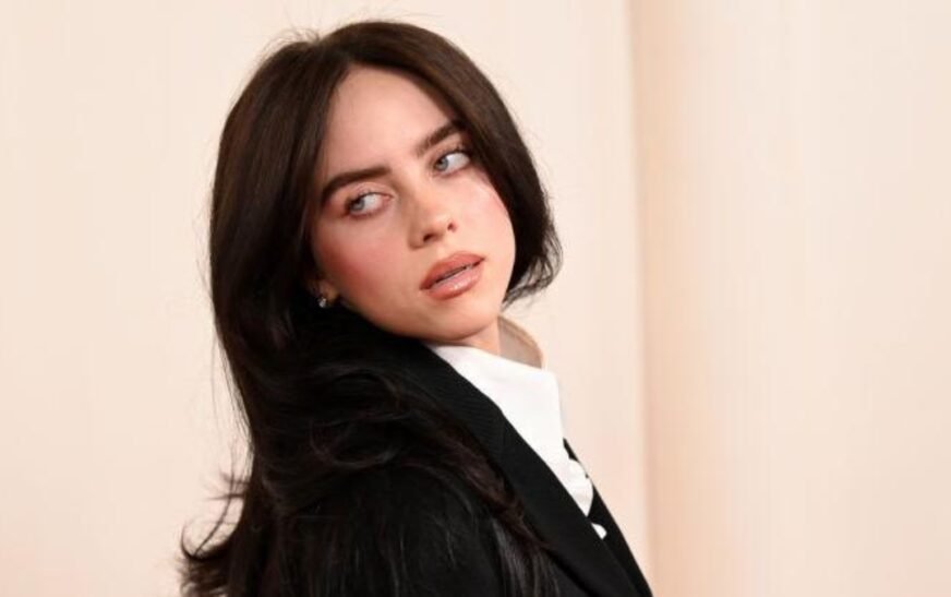 Billie Eilish gets hit during Arizona show, fan throws object during Live singing, video goes viral