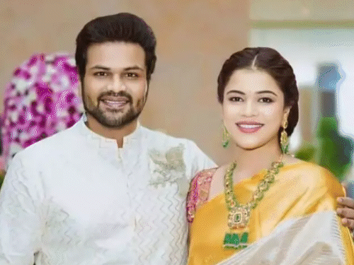 actor mohan babu manchu assaulted media persons | एक्टर मोहन बाबू मांचू ने मीडियाकर्मियों से मारपीट की: पुलिस में शिकायत दर्ज की गई, पिता-बेटे के बीच प्रॉपर्टी को लेकर है विवाद