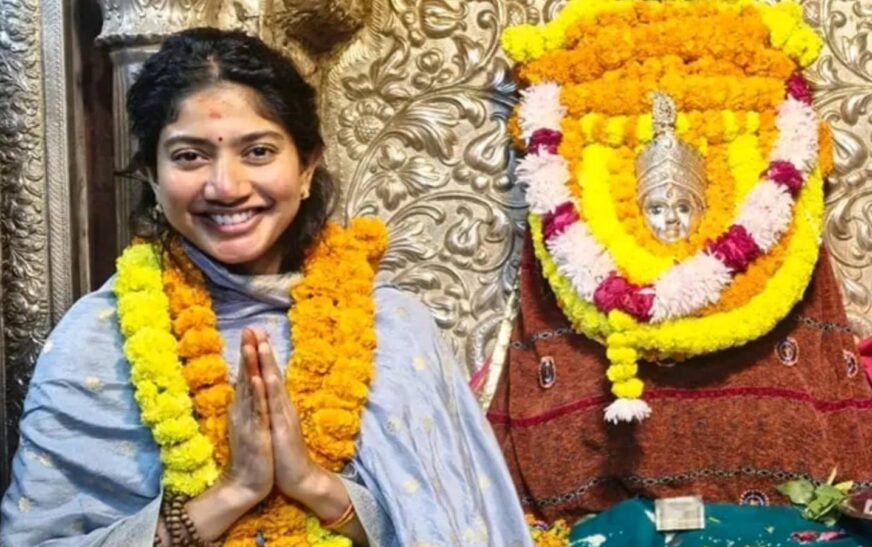 Sai Pallavi seeks blessings from Annapurna Devi Temple in Varanas ahead of Ramayana. See pics | Bollywood
