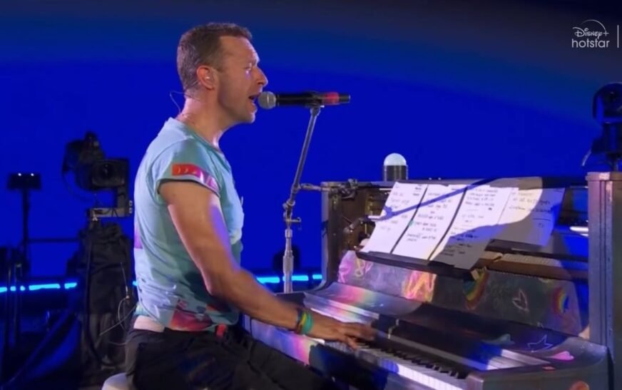 Coldplay Ahmedabad concert: Chris Martin sings Vande Mataram, Maa Tujhe Salaam