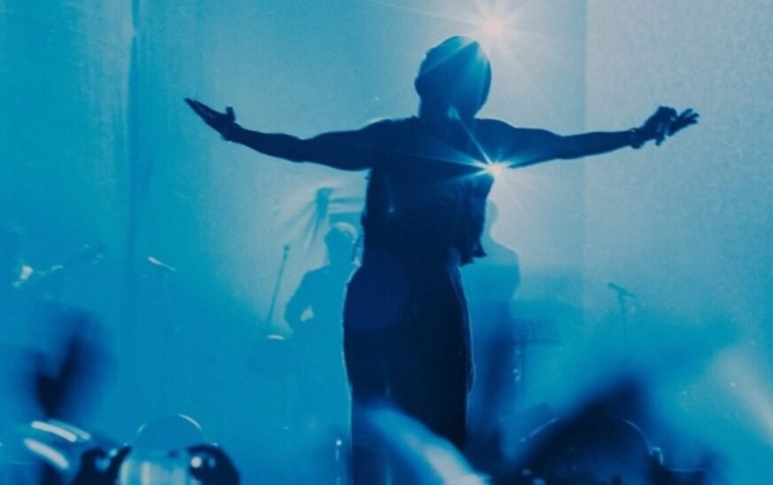 Meet star who earned just ₹3000 as his first salary, now owns private jet; has ₹172 crore net worth