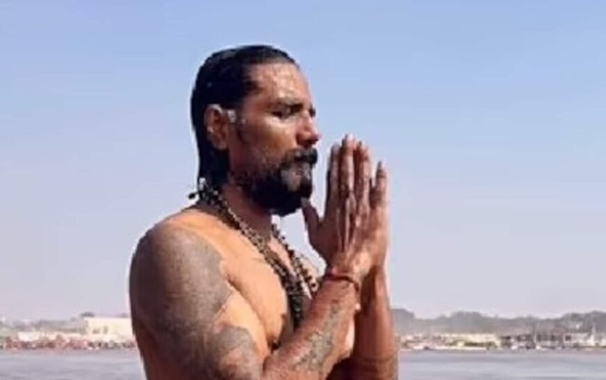 Remo D’Souza goes in incognito mode to attend Maha Kumbh Mela in Prayagraj, takes a dip in the river. Watch | Bollywood