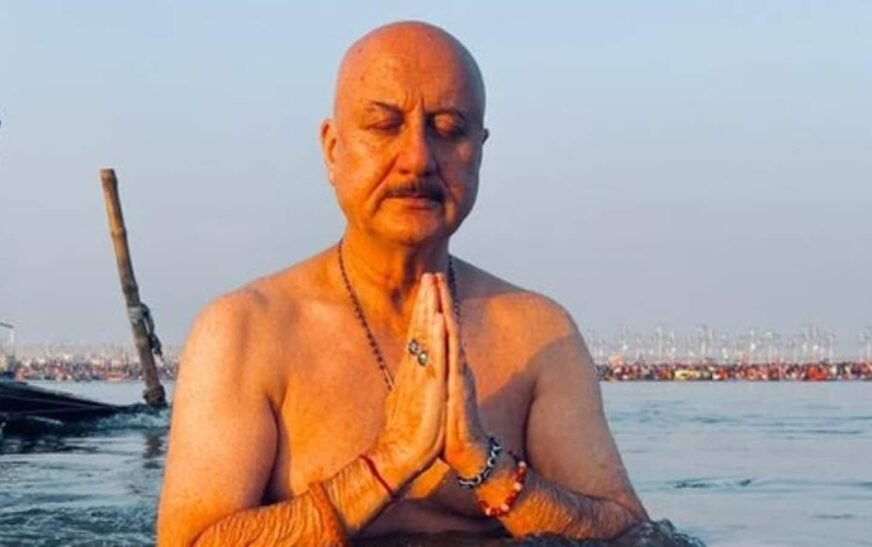 Anupam Kher takes holy dip in Triveni Sangam at Maha Kumbh Mela: ‘Tears came out of my eyes’ | Bollywood