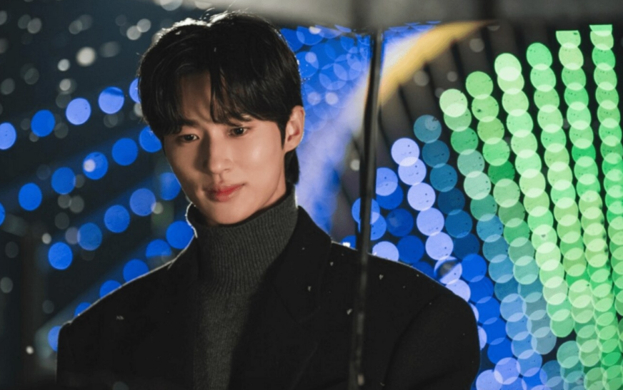 Popular female K-pop idol reveals Byeon Woo Seok as her ‘ideal type’