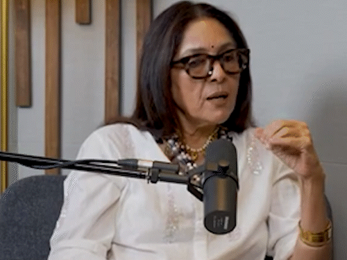 neena gupta recalls how aunt kicked her out of the house in middle of the night | आधी रात बेघर हो गई थीं एक्ट्रेस नीना गुप्ता: बोलीं- पैसे नहीं थे, समझ नहीं आ रहा था बच्ची को लेकर कहां जाऊं