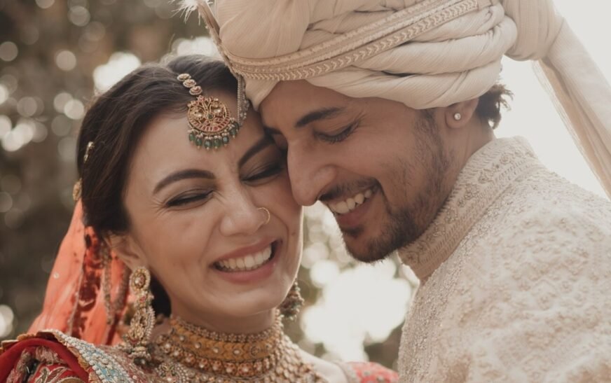 Darshan Raval gets married to his ‘best friend’ Dharal Surelia. See pics