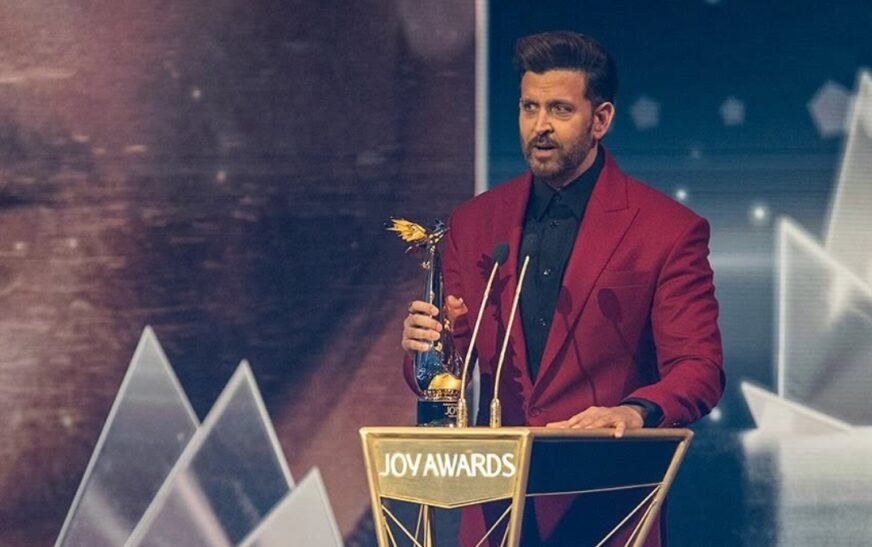 Hrithik Roshan receives Joy Award in Riyadh on completing 25 years in Bollywood – India TV