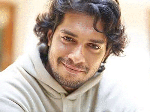 Aamir said at the trailer launch that he is proud of Junaid | ट्रेलर लॉन्च में आमिर ने कहा जुनैद पर गर्व है: एक्टर बोलें- खुद पर ध्यान दिया, बच्चों के लिए कभी अवेलेबल नहीं रहा