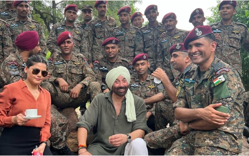 Sunny Deol celebrates Army Day with jawans, salutes their ‘courage, sacrifice and dedication’ – India TV